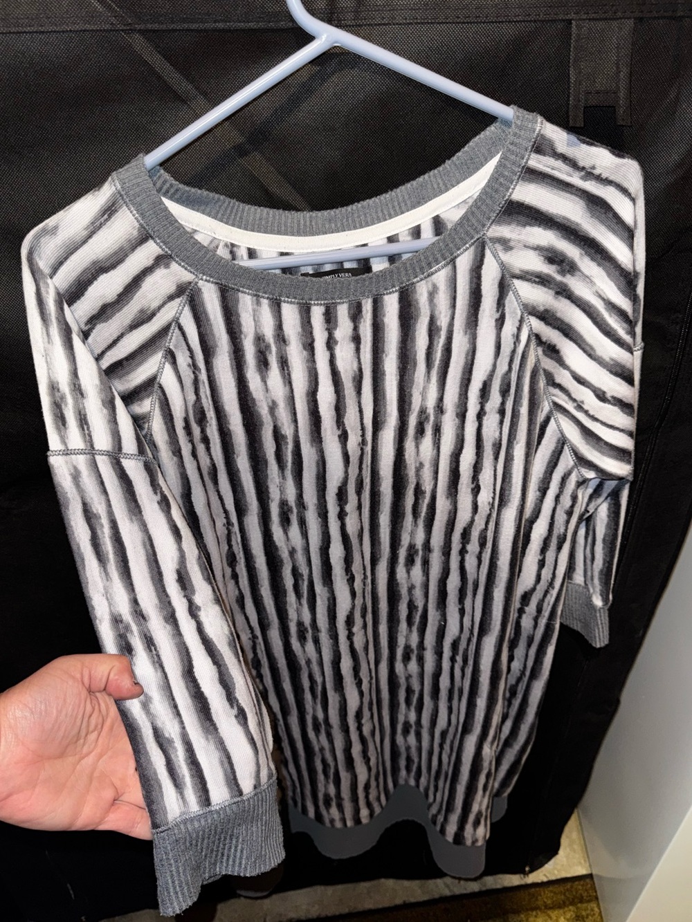 Simply Vera Vera Wang Gray & White Striped Crewneck Sweater